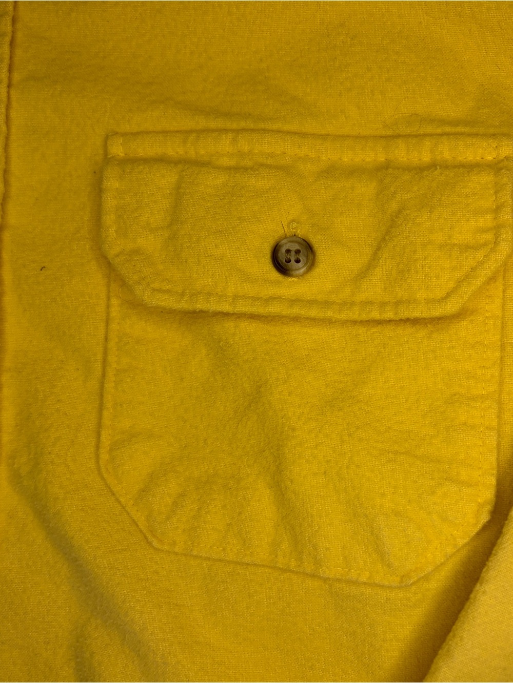 Vintage Lands' End Men's Bright Yellow Button-Down Shirt with Chest Pockets - Picture 8 of 11